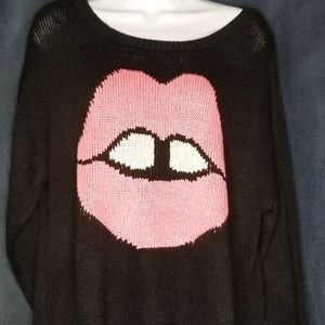 H&M Divided Slouchy gap tooth lips sweater,  Size Small
